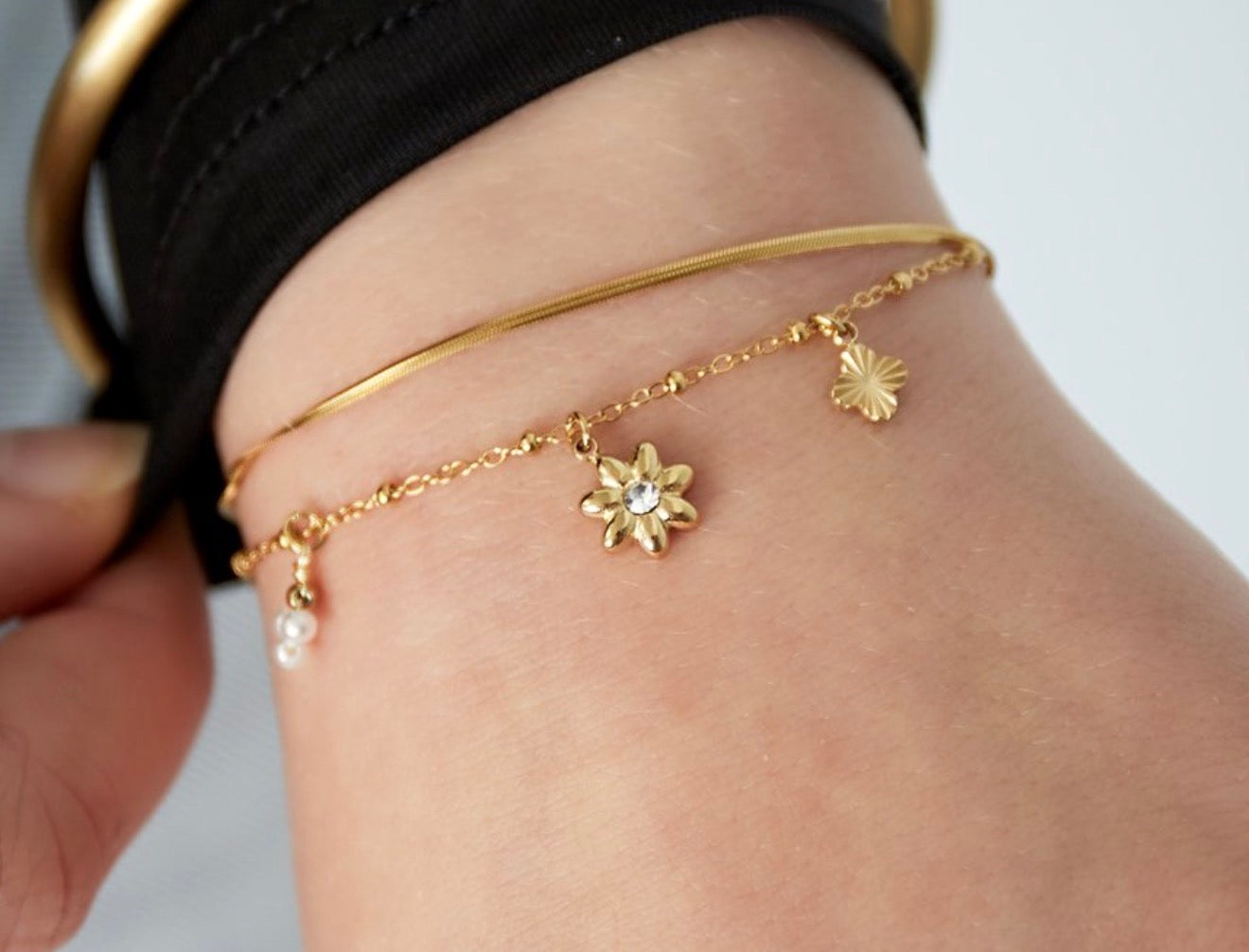Armband flower gold
